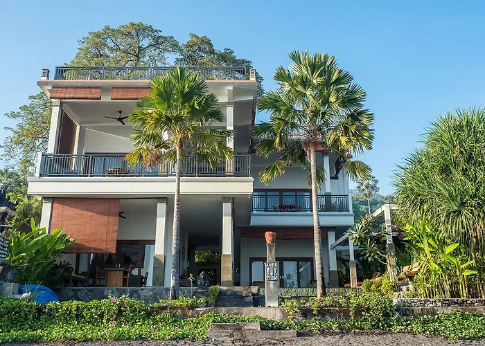 Amed Beach Villa