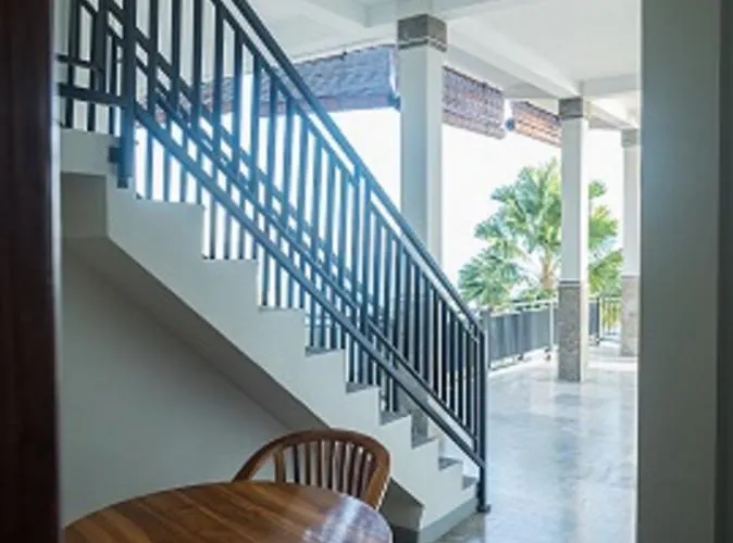 Villa Amed Beach Villa *
