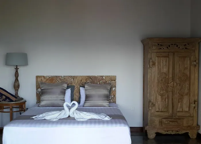 Amed Beach Villa
